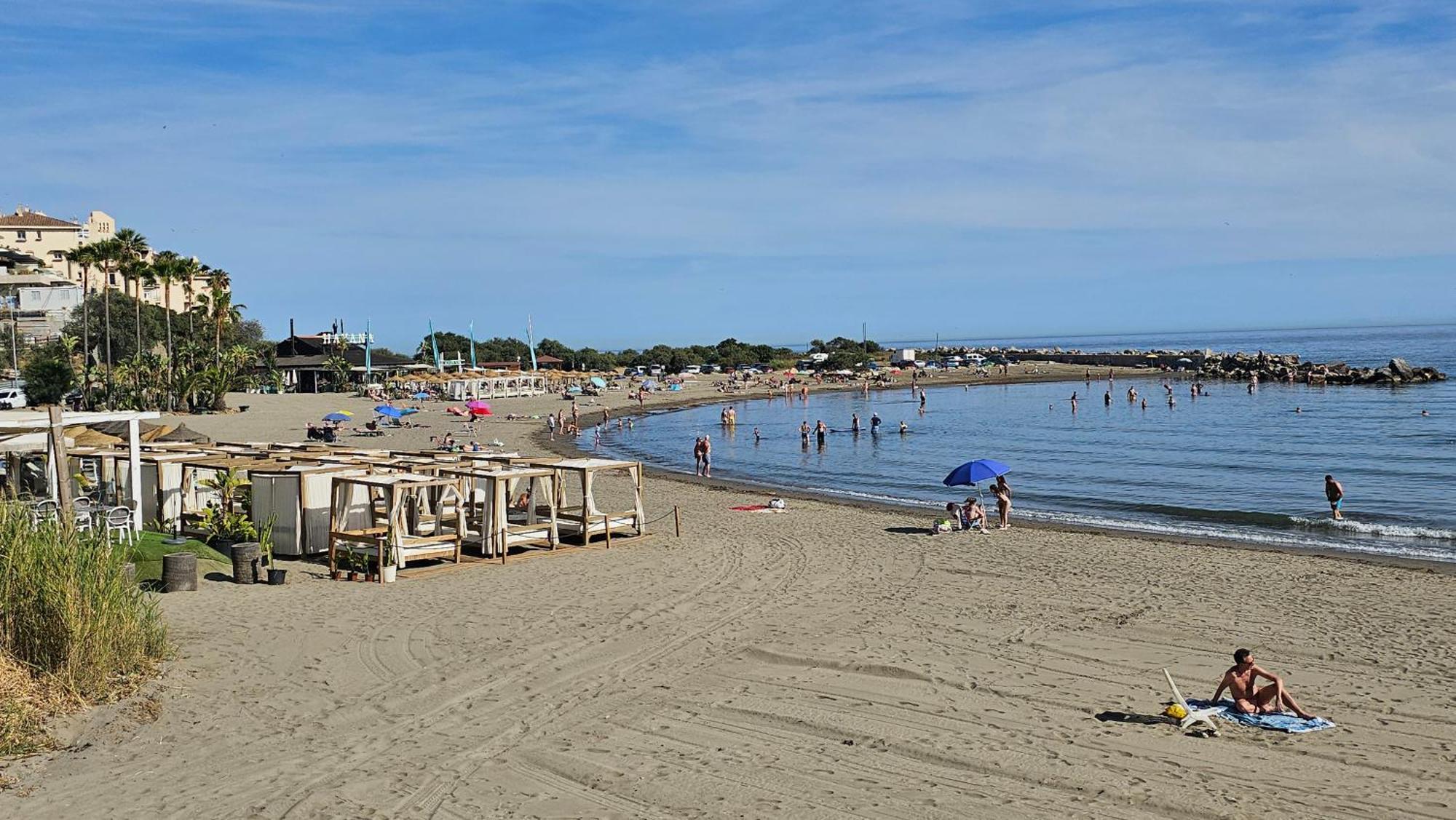 Junto A La Playa Del Cristo Cerca Del Puerto Apartment Estepona Bagian luar foto