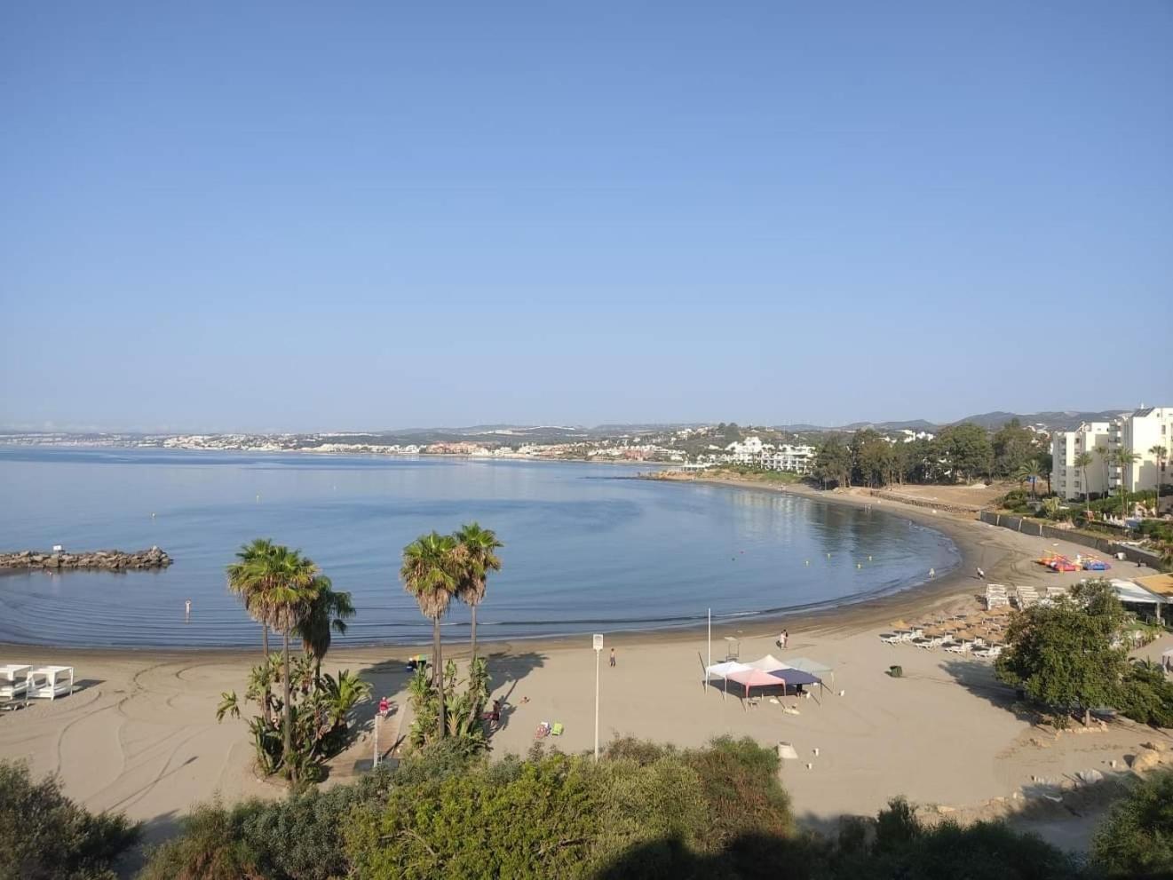 Junto A La Playa Del Cristo Cerca Del Puerto Apartment Estepona Bagian luar foto